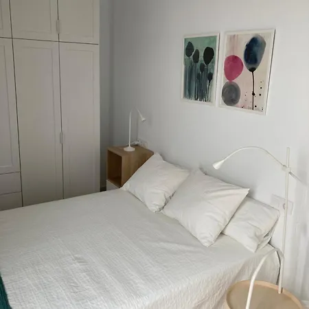 Eduardo Dato 9 * Córdoba