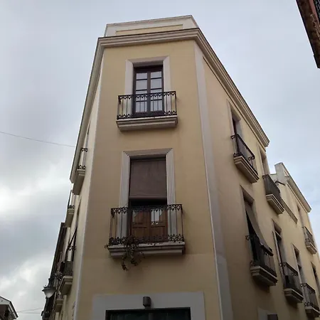Apartman Eduardo Dato 9 *