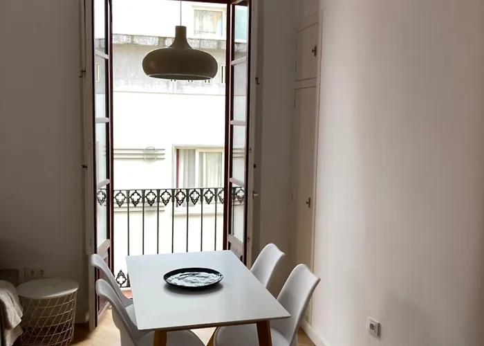 Eduardo Dato 9 Appartement *