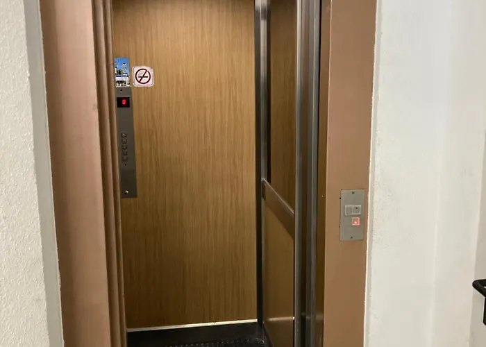 Eduardo Dato 9 Cordoue