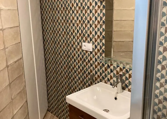 Eduardo Dato 9 * Cordoue