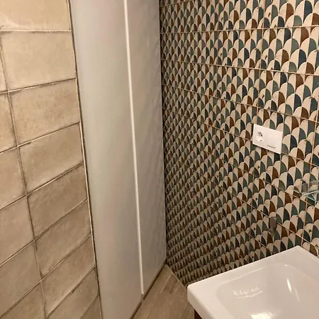 Eduardo Dato 9 Cordova